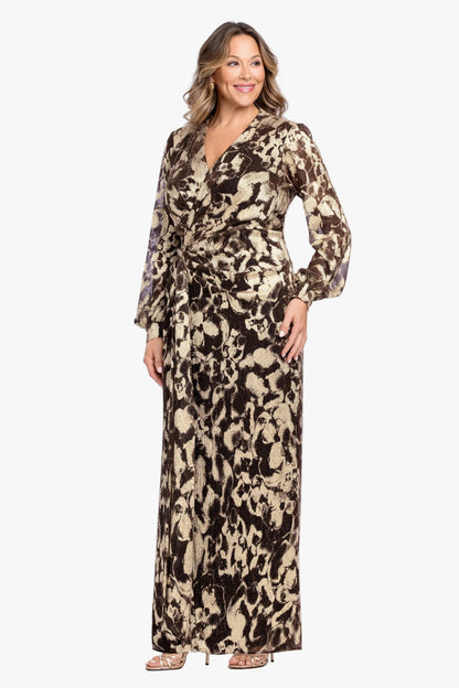 Plus "Bailey" Crinkle Metallic V-Neck Long Sleeve Dress - Brown/Gold | Betsy & Adam